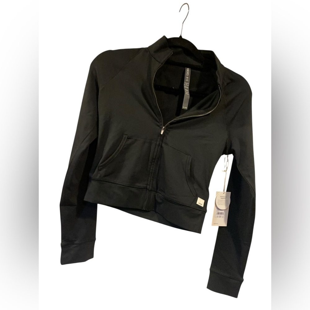 NWT Vuori halo mini track jacket SOLID BLACK Size XS